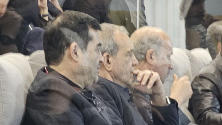 حضور رئیس جمهور در ورزشگاه آزادی