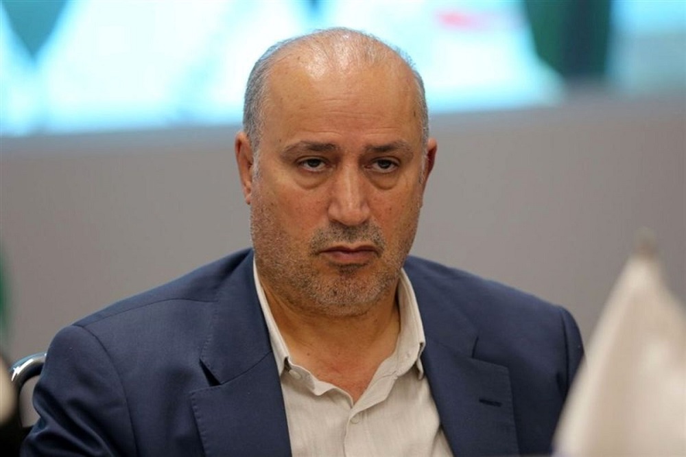 تاج: اگر شعار نژادپرستانه سر داده شود داور بازی را متوقف میکند