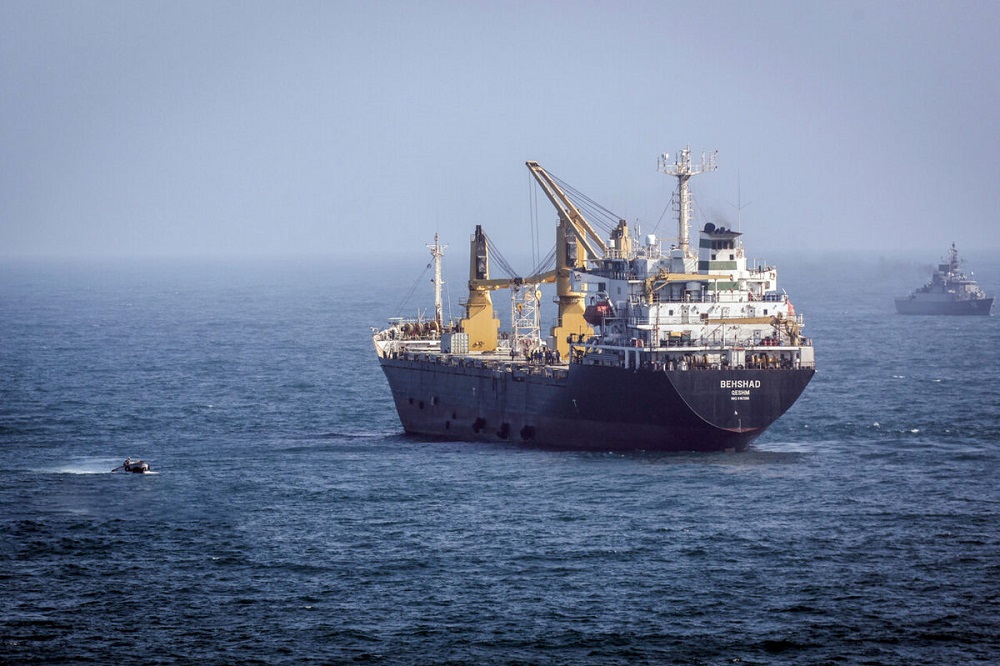 واکنش وزارت نفت به ادعای توقیف نفتکشهای ایرانی