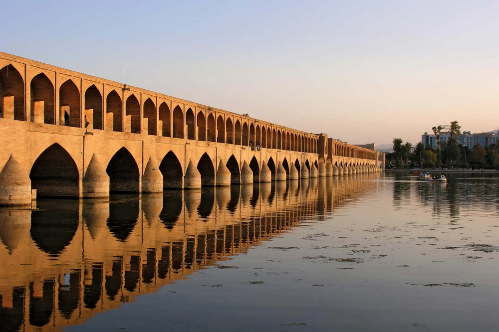 زایندهرود بازگشایی میشود