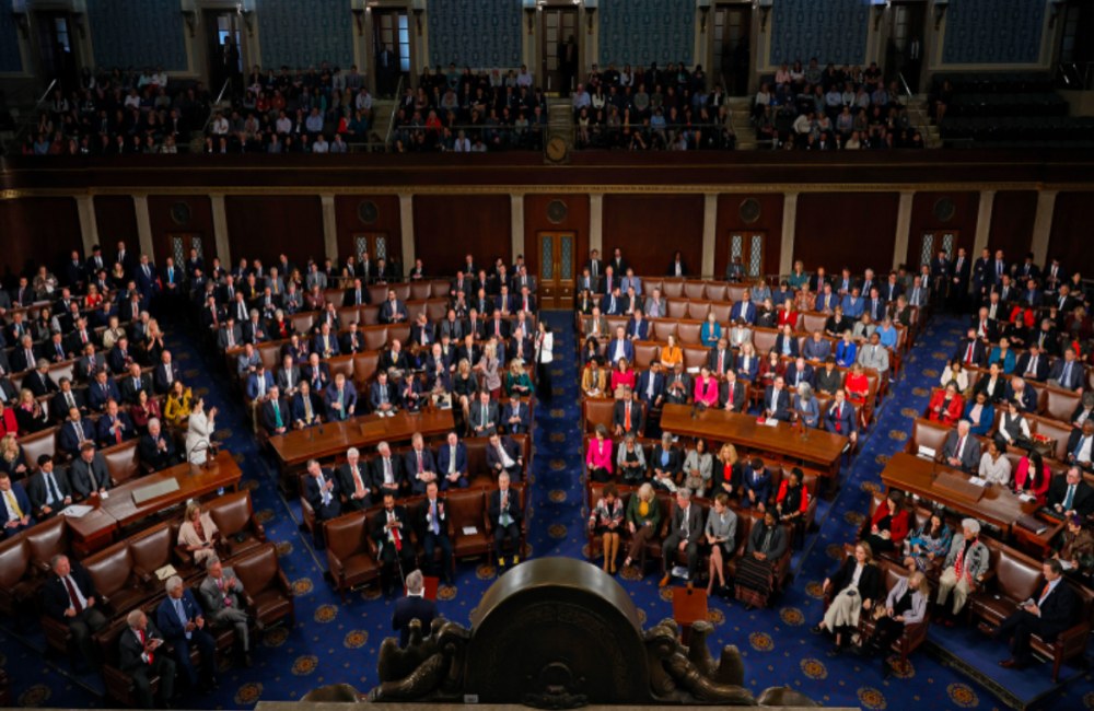 سنای آمریکا تعرفههای کانادا را لغو کرد