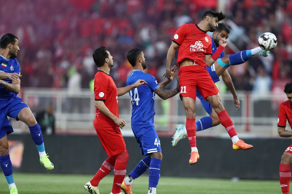 تراکتور یک قدم دیگر به قهرمانی نزدیک شد