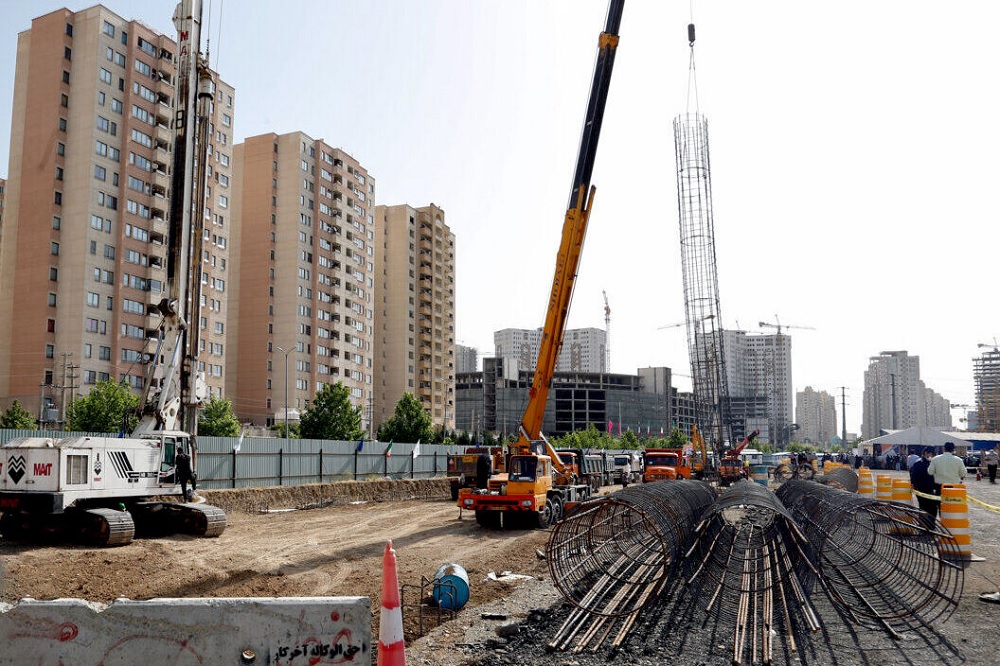 متوسط عمر تکمیل پروژههای عمرانی در ایران