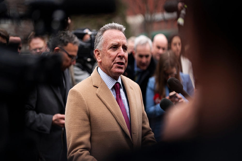 چوب آمریکا لای چرخ مذاکرات