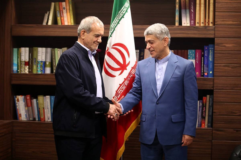 طیبنیا گزینه اول پزشکیان برای وزارت اقتصاد