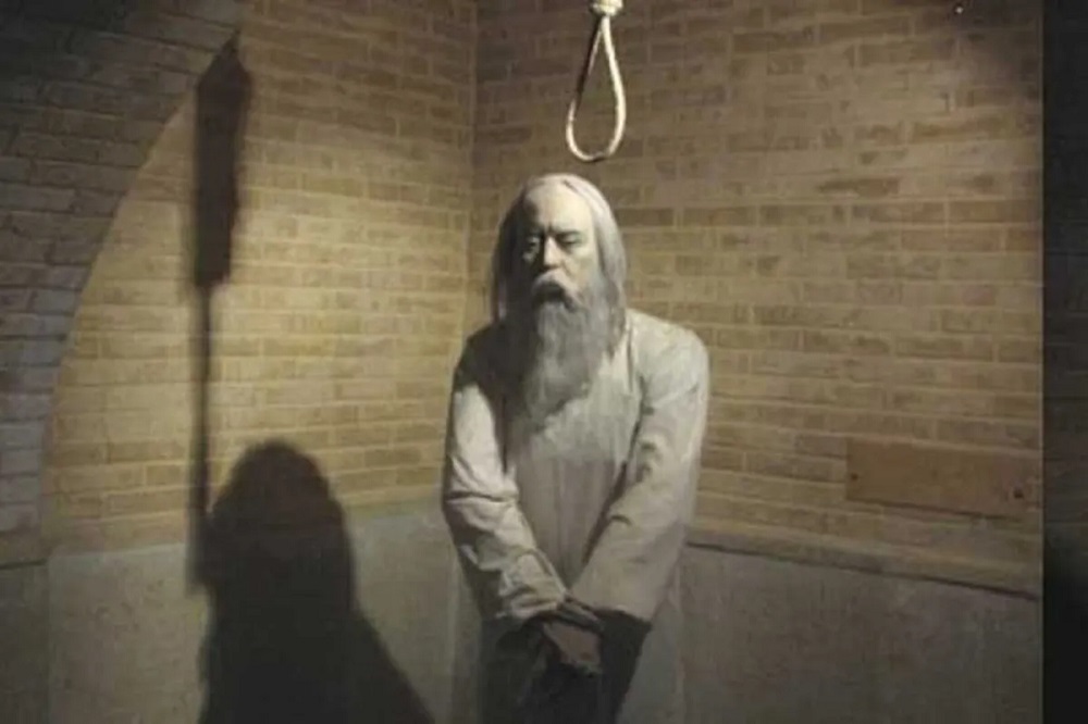 نیمه نهان حلاج