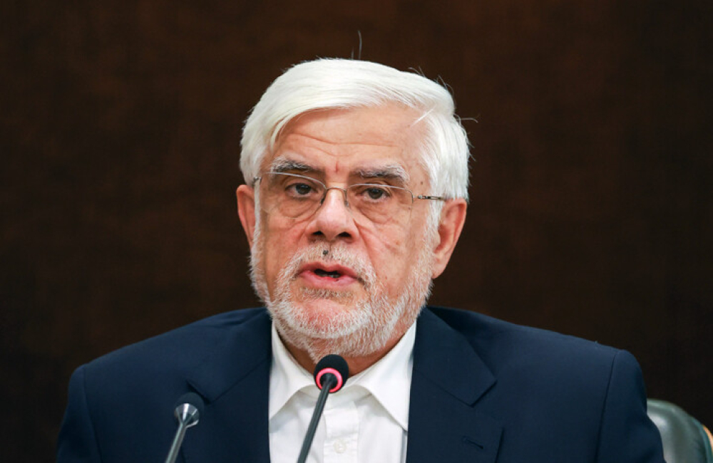 عارف: برای حل مسائل کشور به مذاکره دل نبستهایم