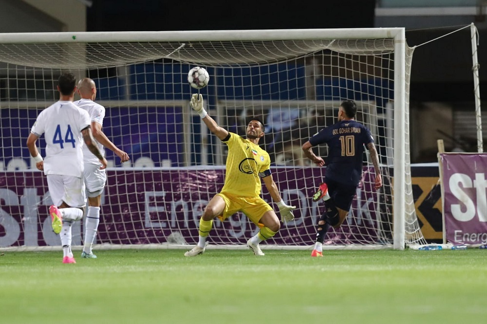 کامبک استقلال کامل نشد