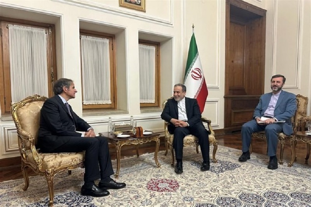 گروسی: در حال حاضر دیپلماسی به شدت نیاز است