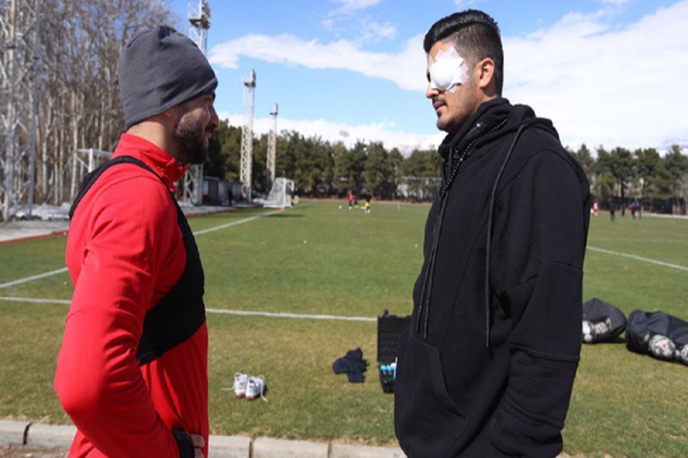 هوادار مجروح از باشگاه پرسپولیس شکایت کرد!