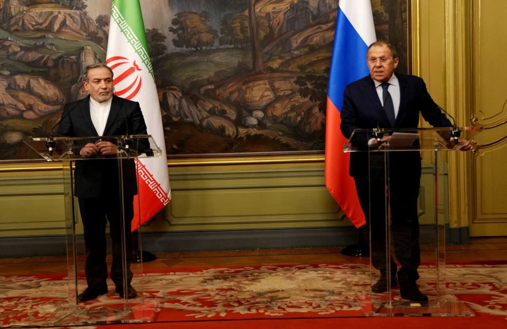 همکاری ایران، روسیه و چین ضرورت دنیای امروز است