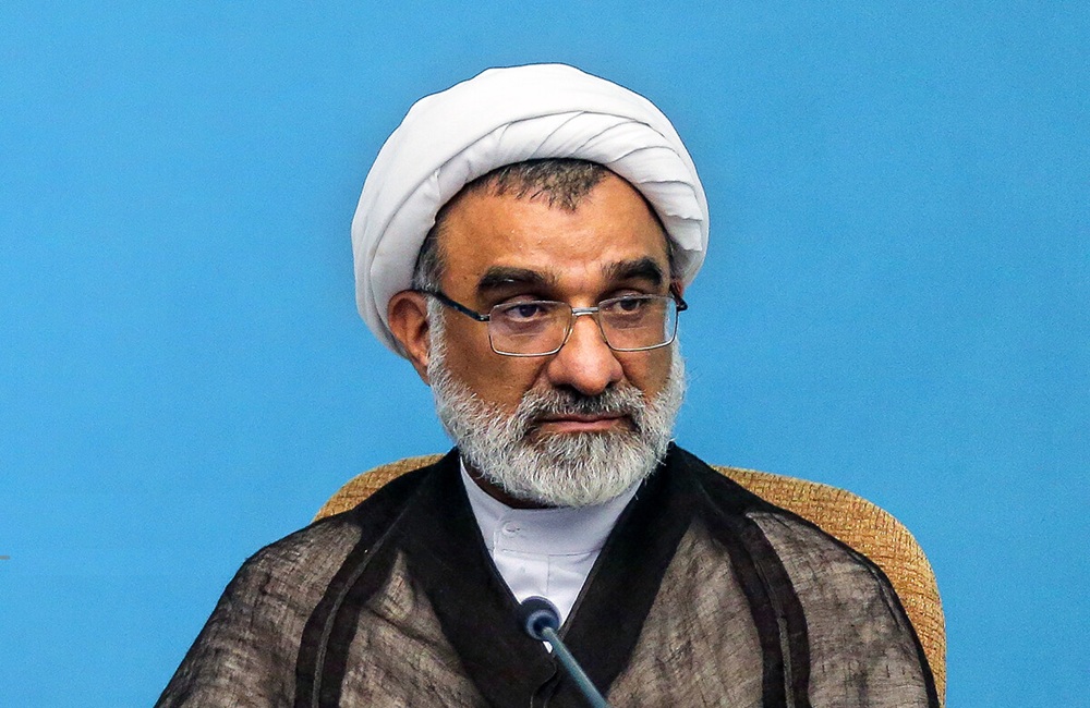 شرایط سنی ورود به هیئت علمی برای زنان تغییر کند