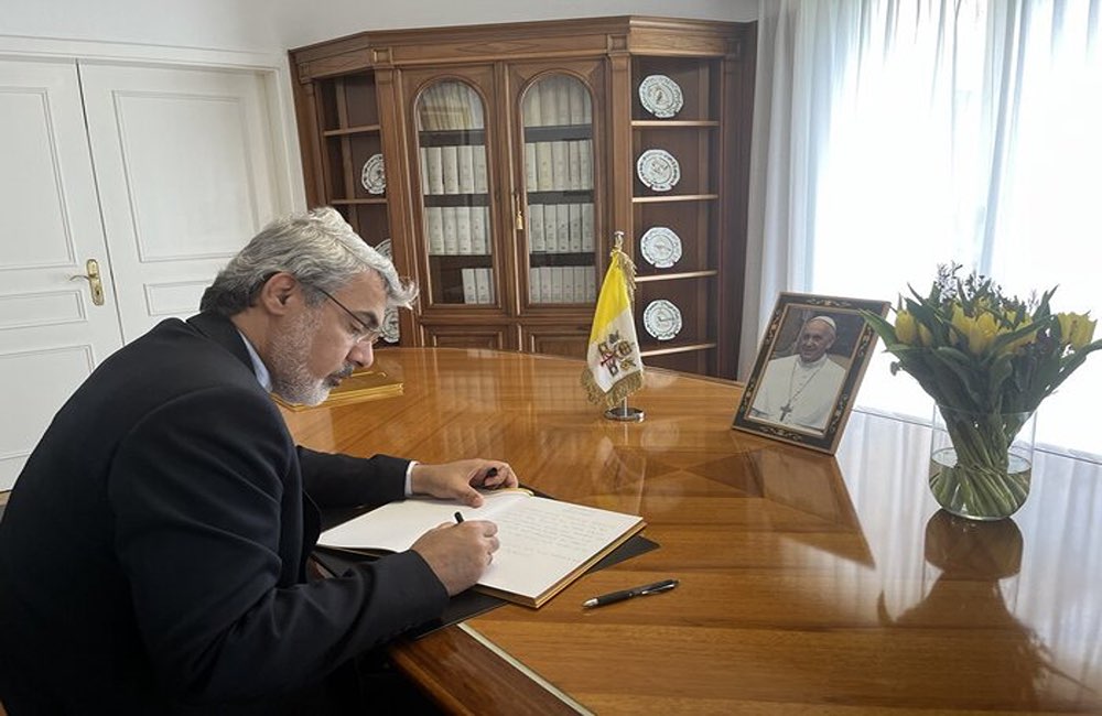 نماینده ایران در نمایندگی دائم واتیکان حاضر شد