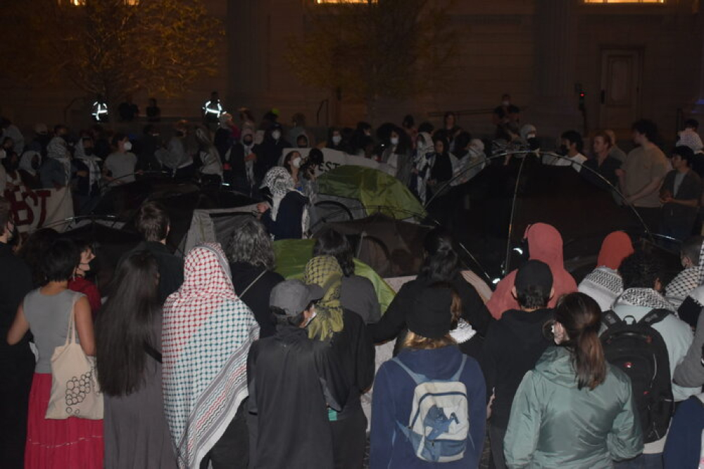 صهیونیستها به حامیان فلسطین حمله کردند