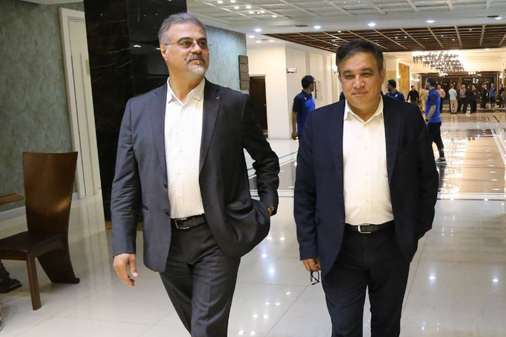 آینده مبهم نظریجویباری در استقلال