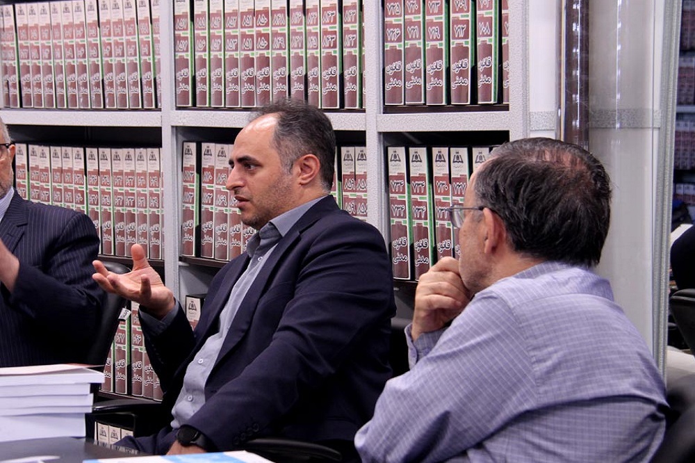 ۵۰۰ میلیون یورو ارز میخواهیم!