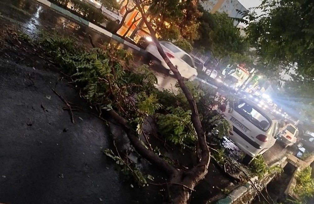 طوفان با سرعت ۱۰۰ کیلومتر در راه پایتخت