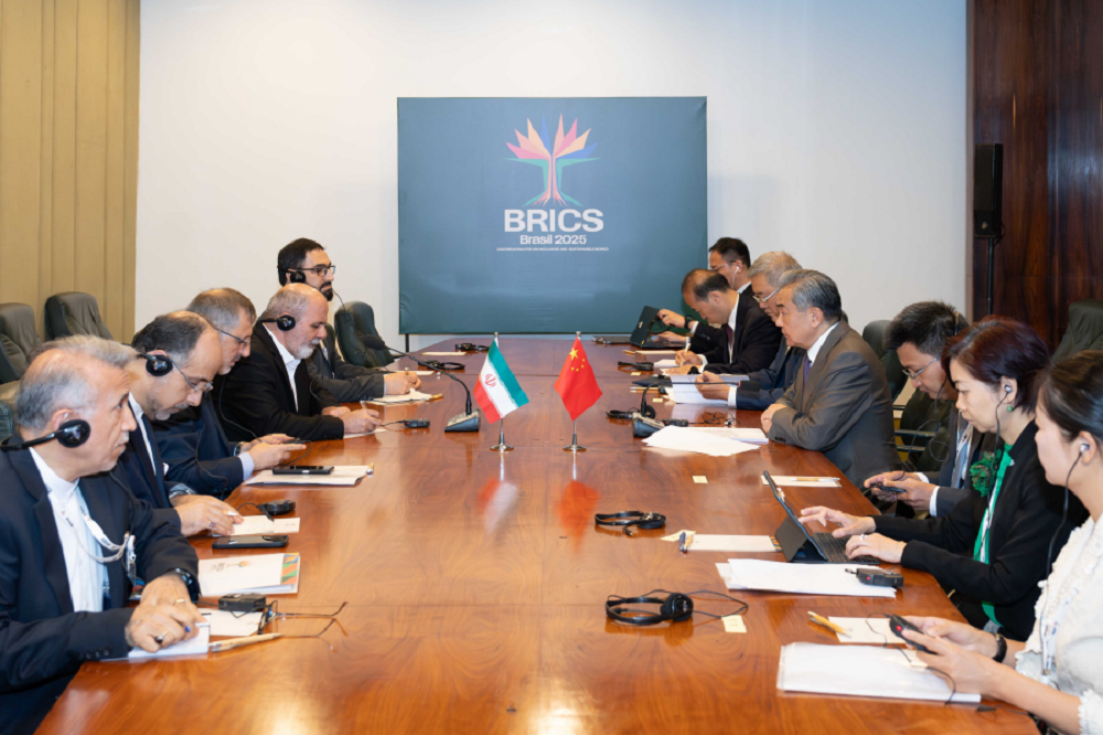 ایران متحدان خود را در جریان مذاکرات قرار میدهد