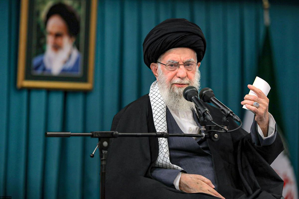 توسعه در ادامهٔ عصر آیتالله خامنهای الزامات جهان جدید