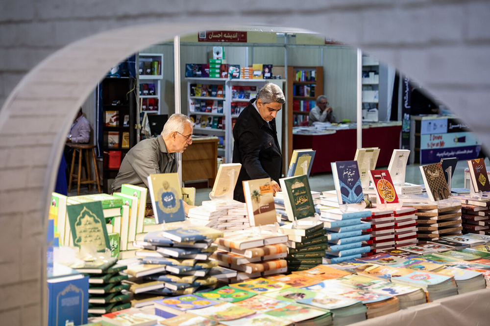 پیشنهاد استادان دانشگاه برای نمایشگاه سیوششم