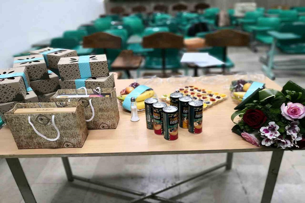 بفرمایید دفاعِ سلف سرویس!