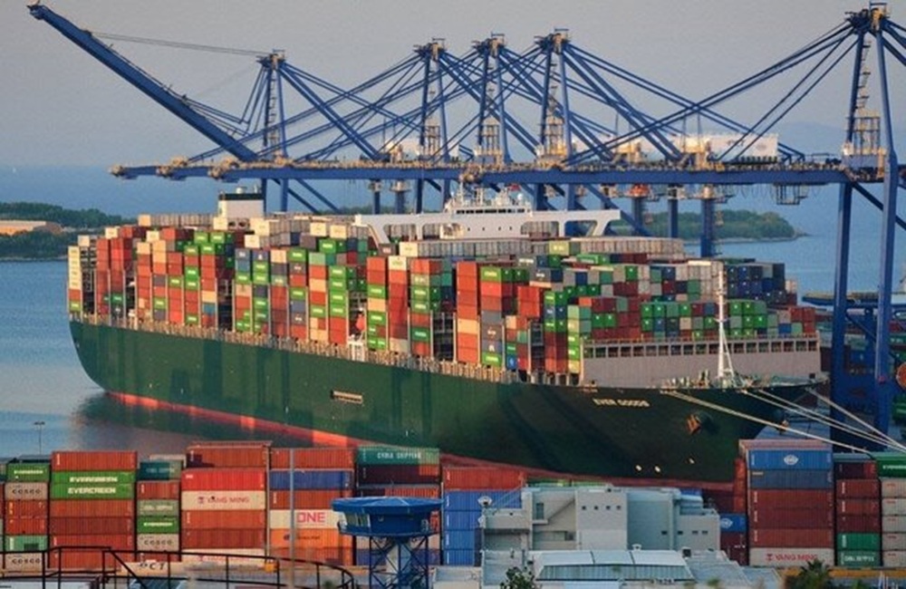 ۵۰ میلیون تن کالا از بندر شهید رجایی وارد کشور شد