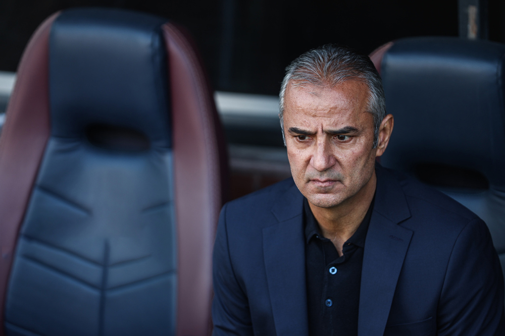 عبور پرسپولیس از لیست کارتال؟