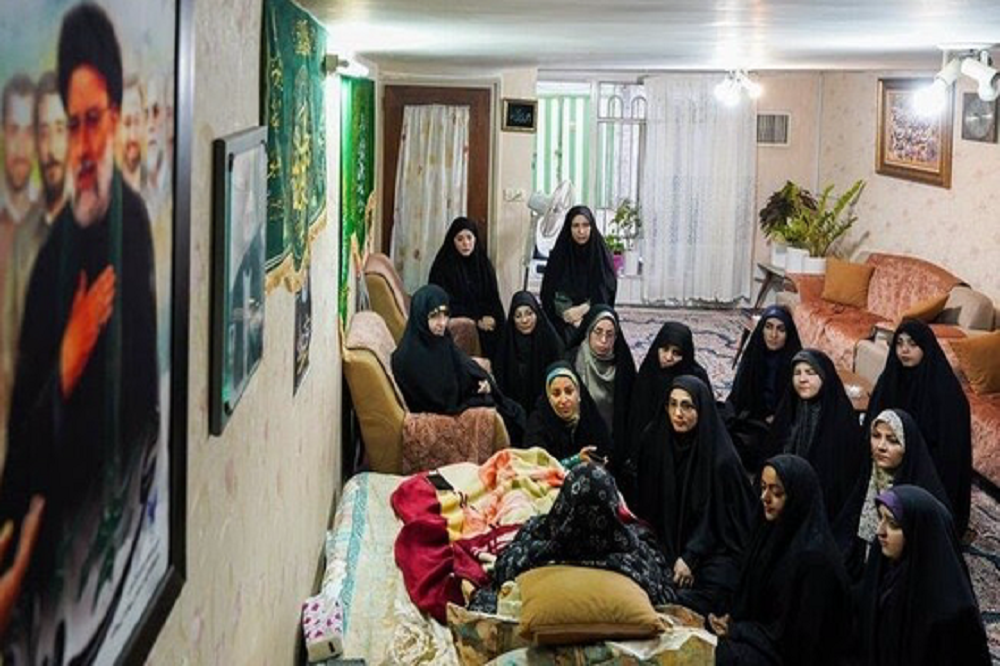 مادر شهید رئیسی: هنوز منتظرم «ابراهیم» از در بیاید