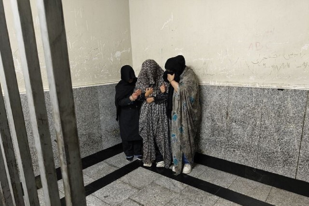 دستگیری ۲۵ جیببُر مترو و اتوبوس در تهران