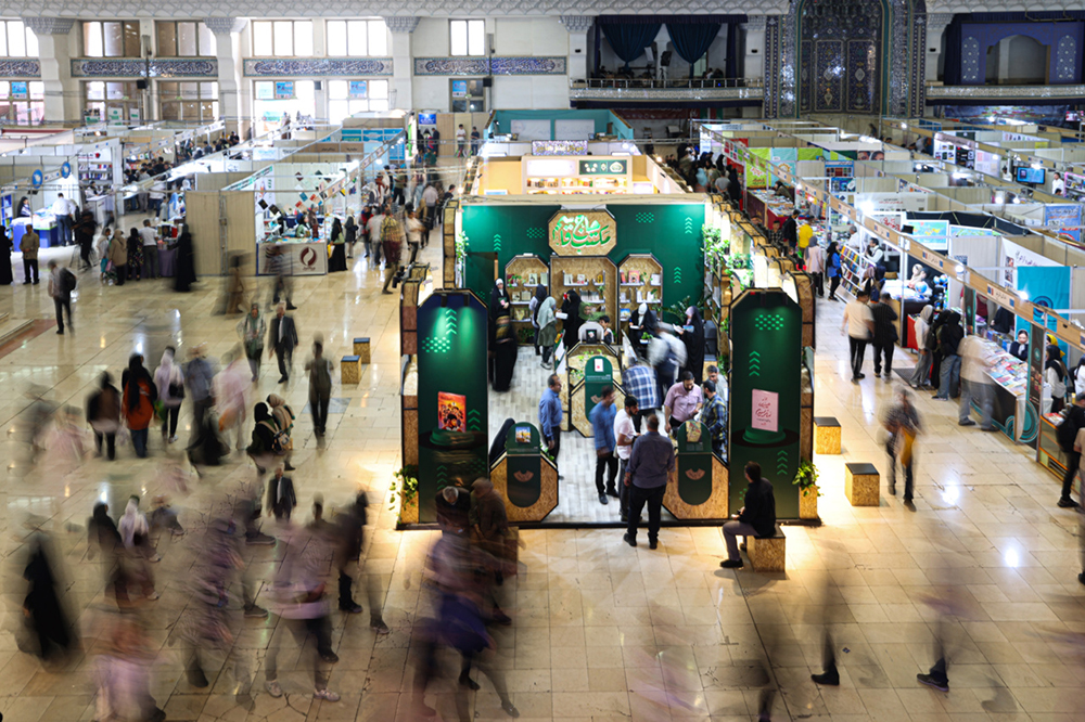 هجوم ناشران کتابساز به نمایشگاه