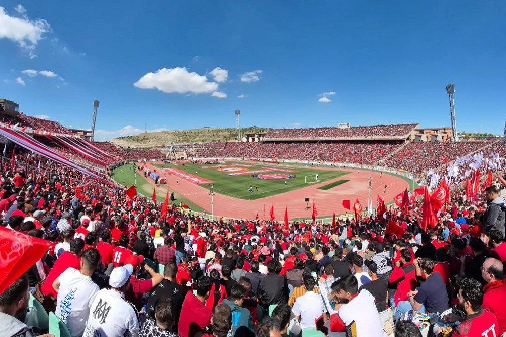 شور قهرمانی تراکتور در یادگار امام