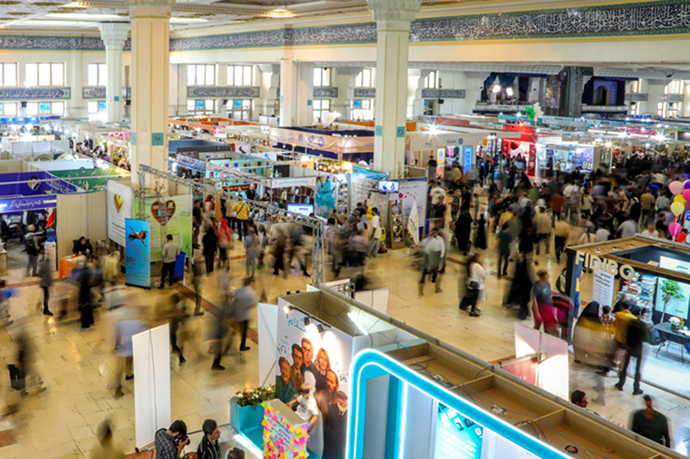 شواف بلاگرمعلمها در نمایشگاه کتاب!