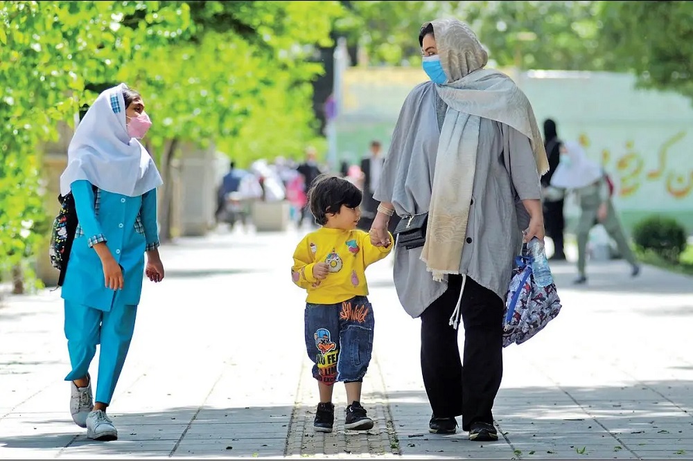 چرا جمعیت تکان نمی‌خورد؟!