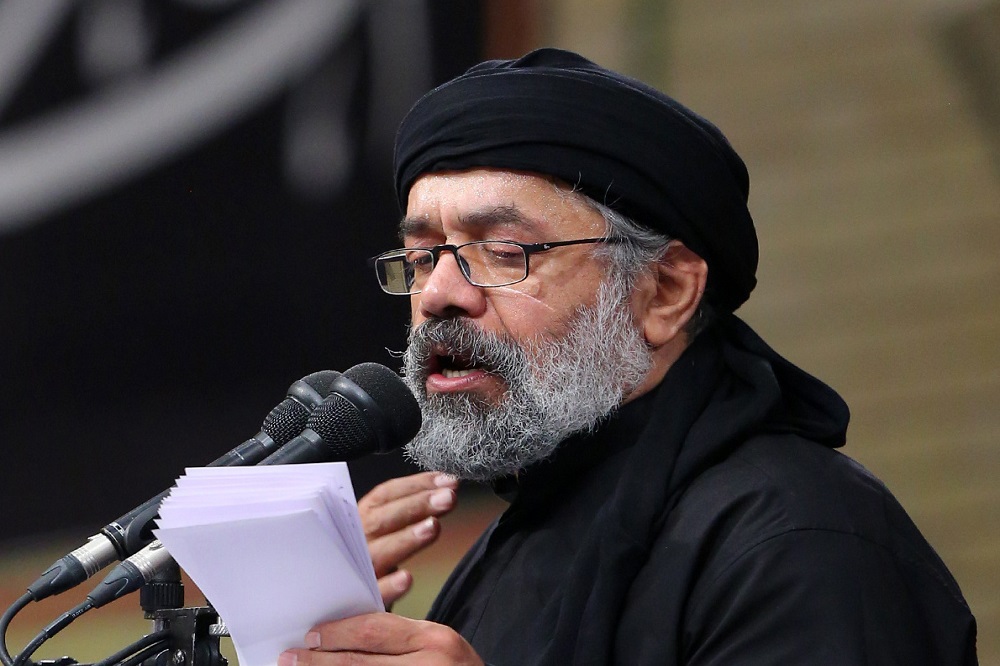 محمود کریمی امسال در همین تهران روضه میخواند