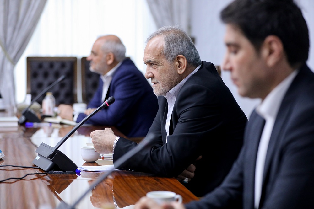 پزشکیان: آمادگی توسعه روابط با اقلیم کردستان را داریم