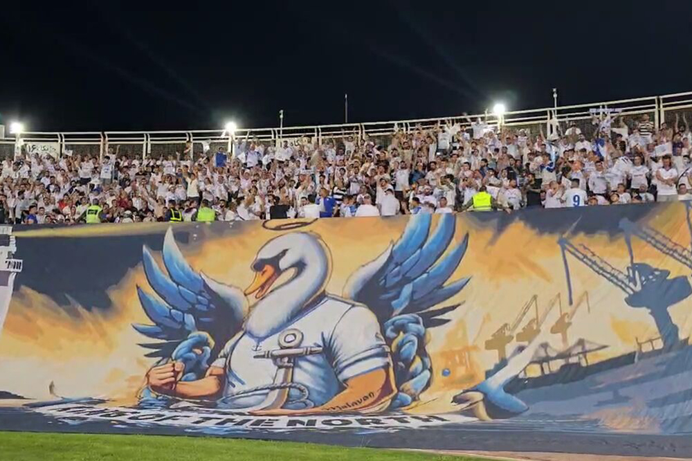 آبگرفتگی ورزشگاه، دیدار ملوان و خیبر را لغو کرد