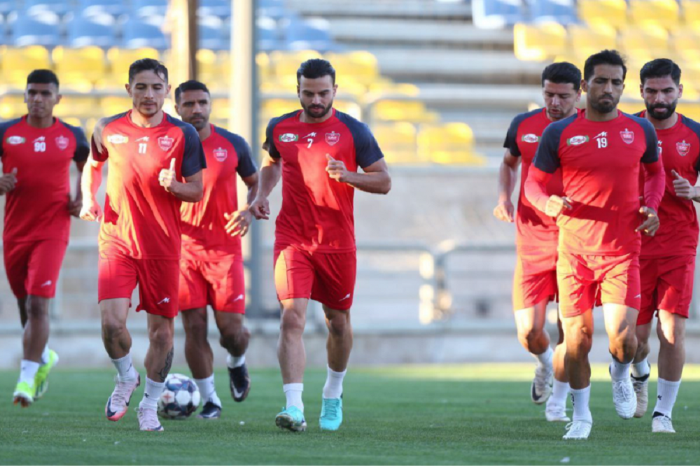 قرارداد مربیان پایهٔ پرسپولیس از استعدادیاب‌ها بیشتر شد