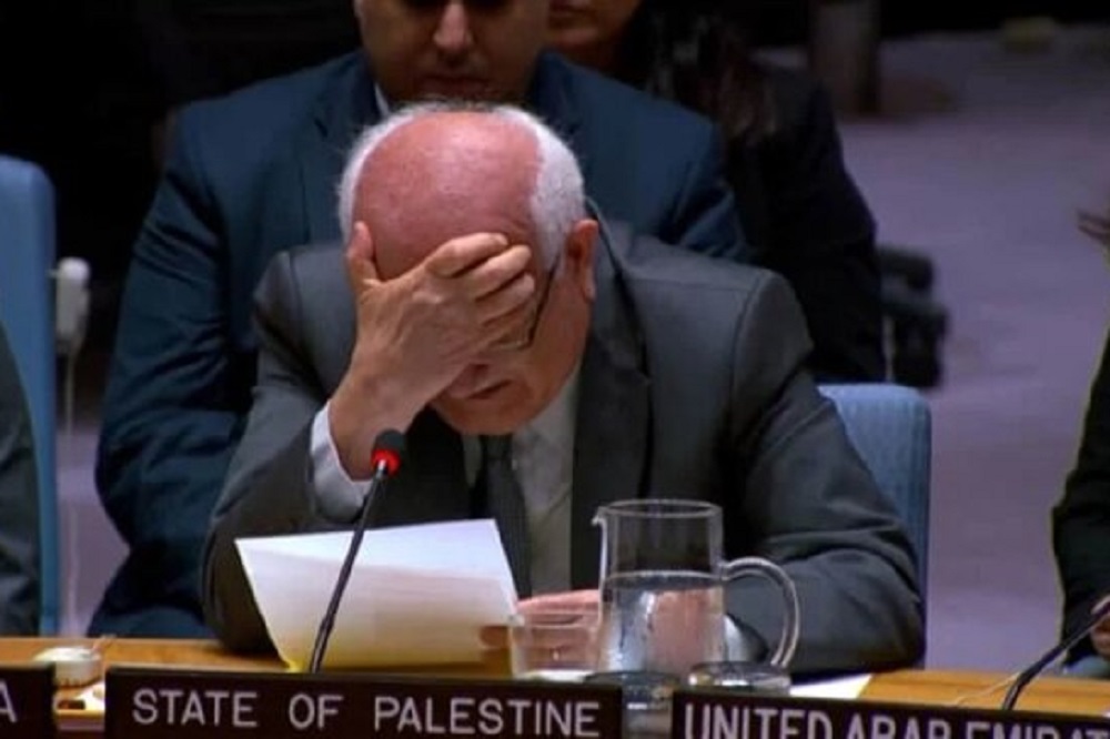 گریه نماینده فلسطین هنگام صحبت از غزه