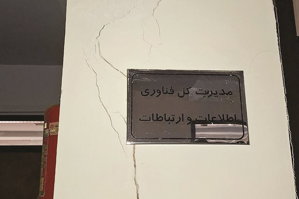 ماجرای گودبرداری هتلساز مشهور در کنار ساختمان دانشگاه