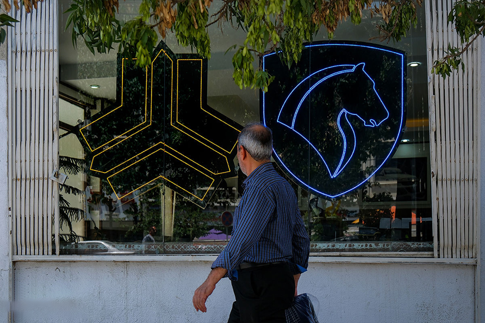 قیمتگذاری به دست خودروسازها میافتد؟