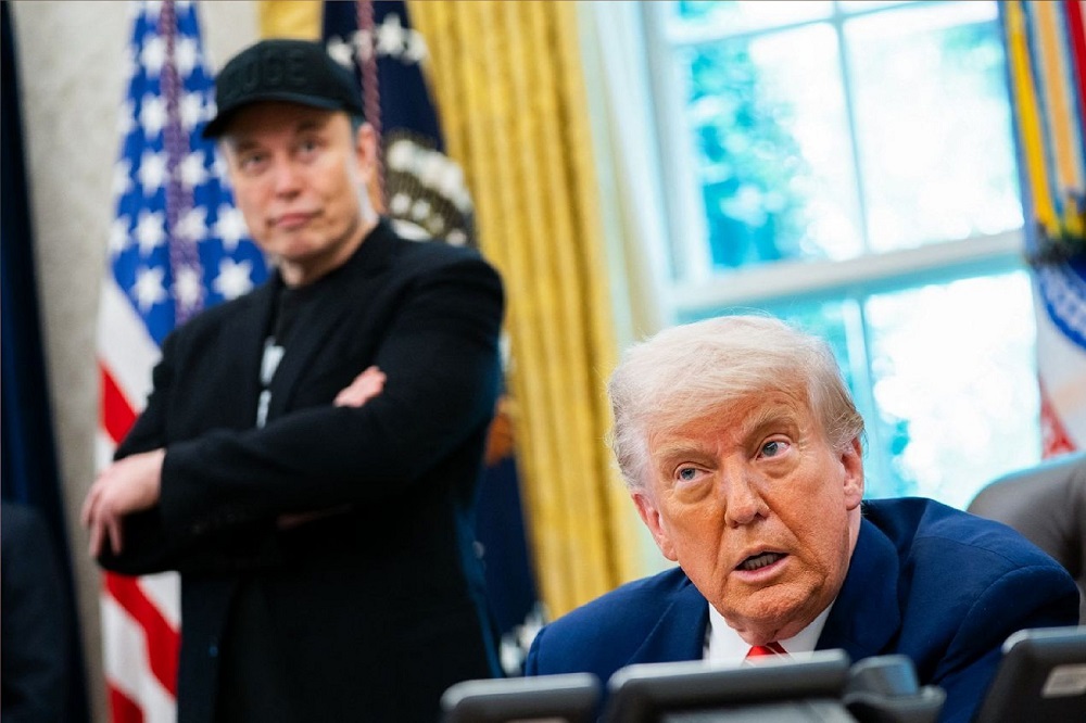 ترامپ: ماسک عقلش را از دست داده است