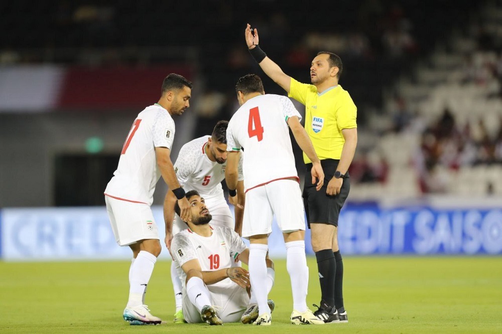 ایران به داوری دیدار با قطر اعتراض کرد