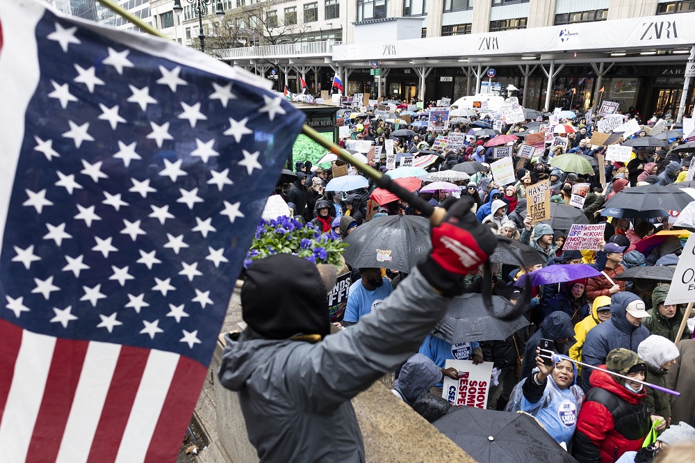 ابعاد و تحولات اعتراضات گستردۀ آمریکا