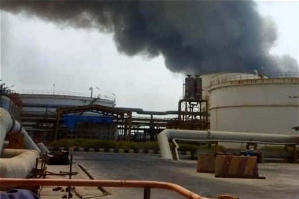 تصاویری از میزان خسارت در حادثه آتش‌سوزى بندر دیر