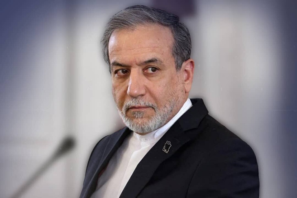 پیام تسلیت عراقچی به معاون رئیس جمهور