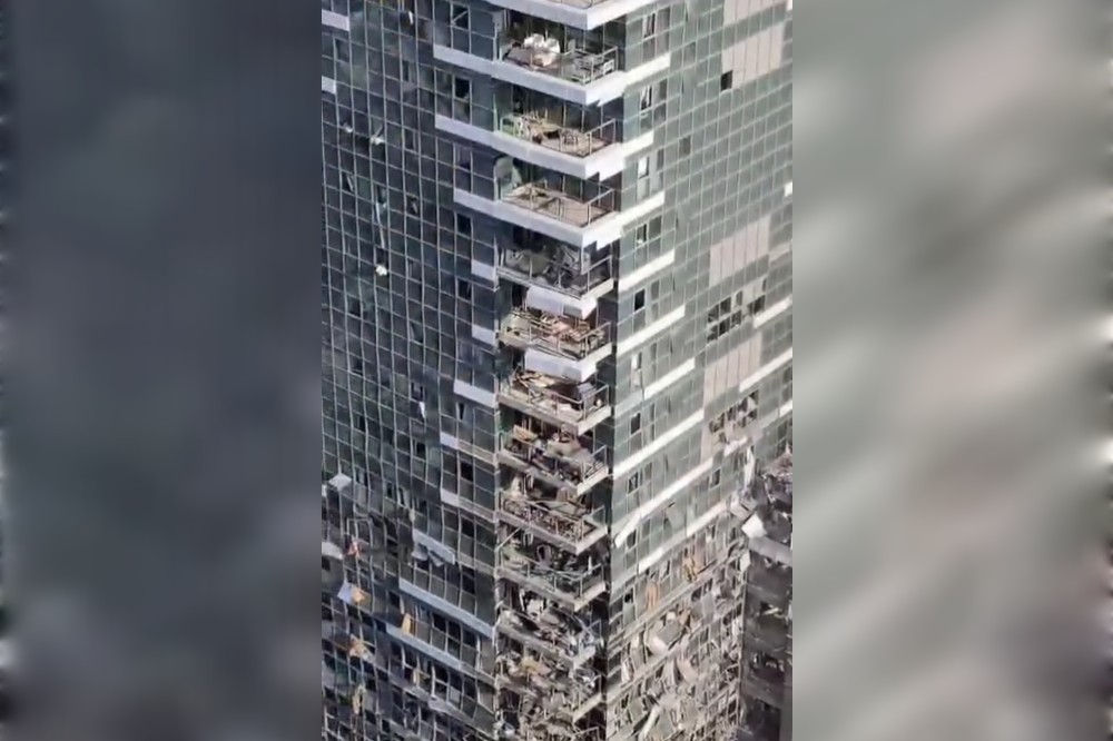 جدیدترین تصاویر از تخریب ساختمان بورس تل‌آویو