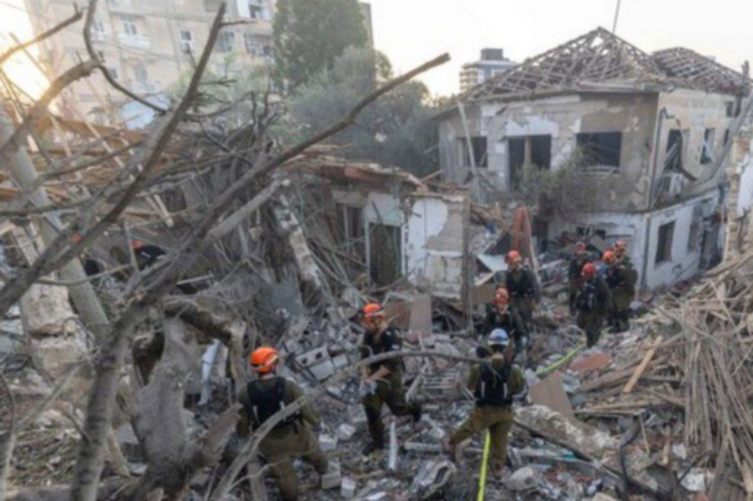 رضایی: حدود ۹۰ درصد موشک‌ها به اهداف اصابت کرده است