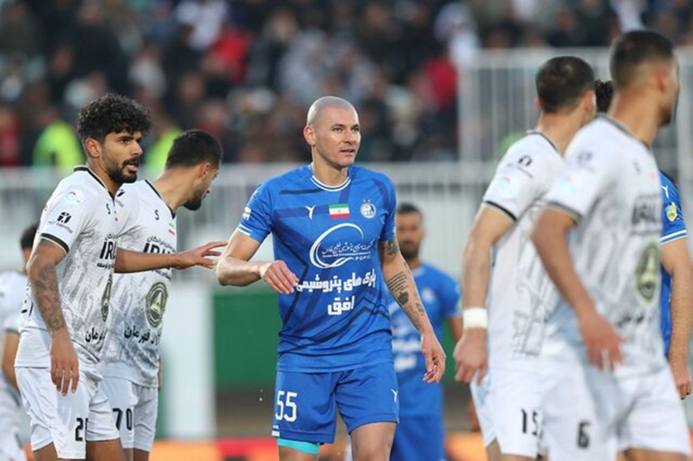 سیلوا و جمعه از استقلال جدا شدند