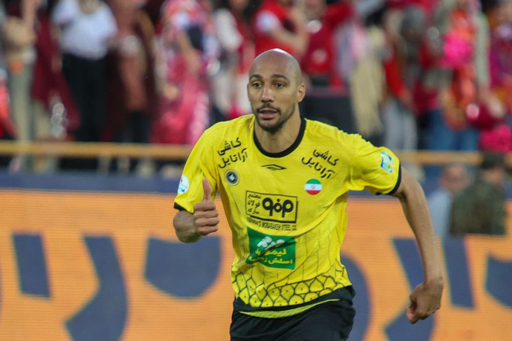 پیشنهاد استقلال به انزونزی