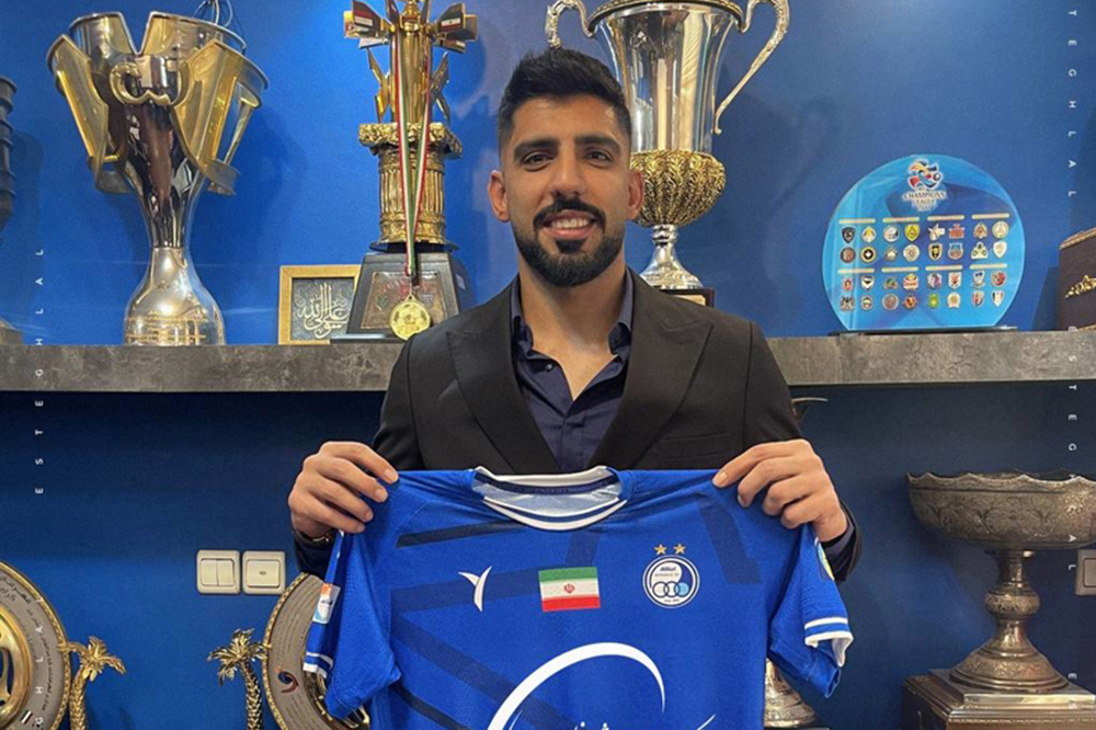 فرعباسی به استقلال پیوست